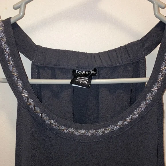 Torrid Steel Gray Tank Top Silver Beaded Neckline Size 1 - Picture 3 of 3